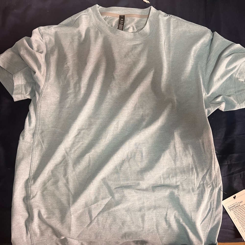 Mens lulu lemon T shirt